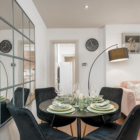 Niru Experience Hidden Gem In Chelsea 2Bd 2Ba Διαμέρισμα Λονδίνο Εξωτερικό φωτογραφία