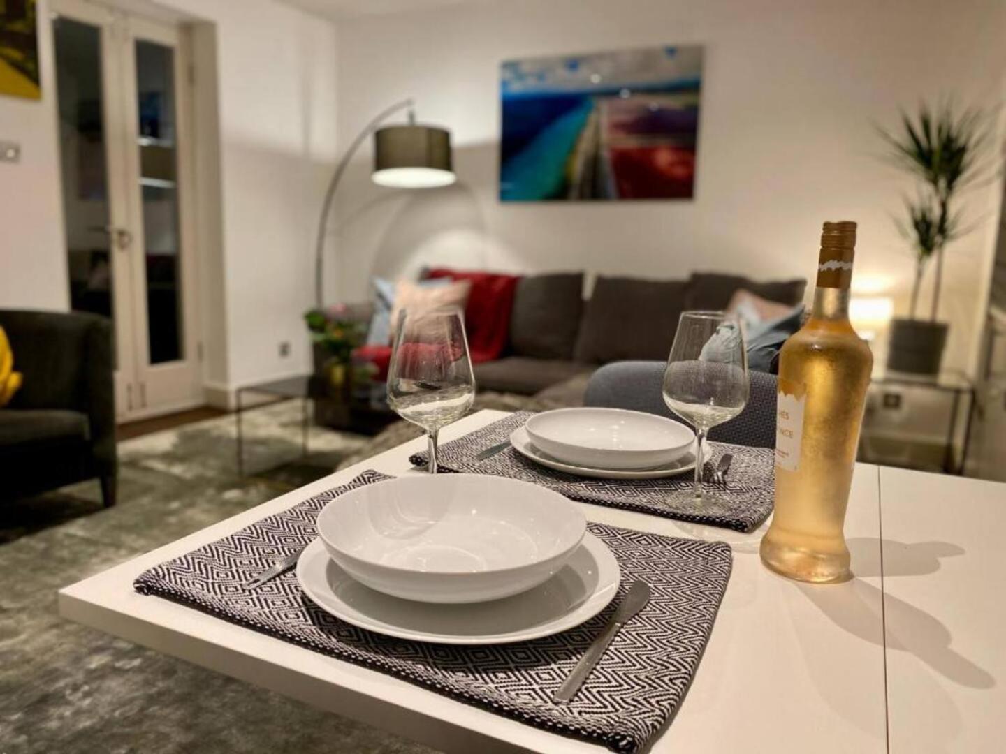 Niru Experience Hidden Gem In Chelsea 2Bd 2Ba Διαμέρισμα Λονδίνο Εξωτερικό φωτογραφία